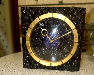 SWISS MADE JAEGER LECOULTRE AMYTHSIS RESIN TABLE/DESK CLOCK