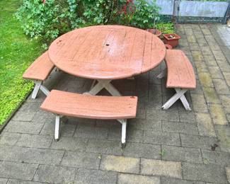 OUTDOOR PICNIC TABLE WITH BENCHES