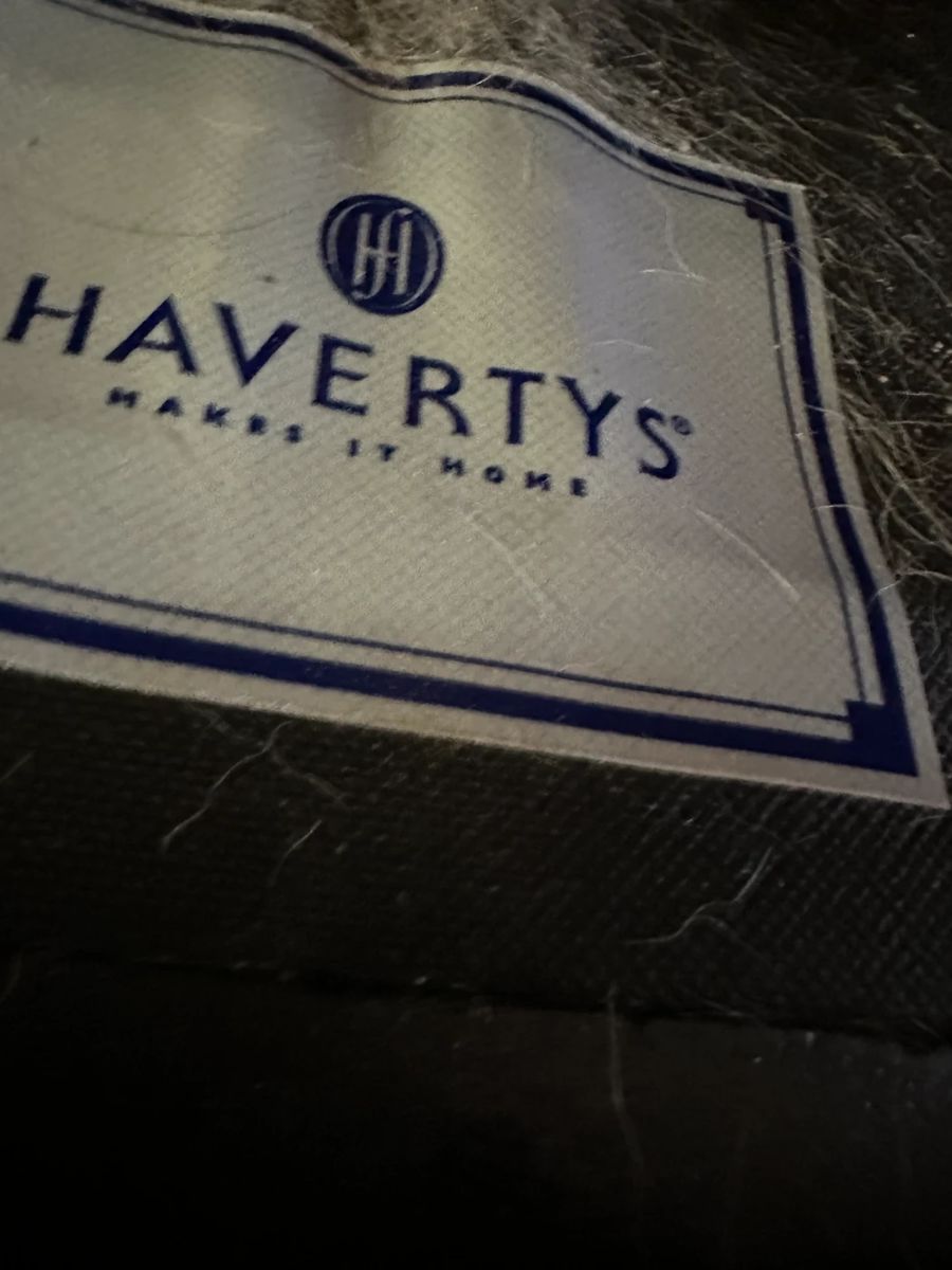 Sarasota Estate Sale The Hammocks starts on 5/18/2024