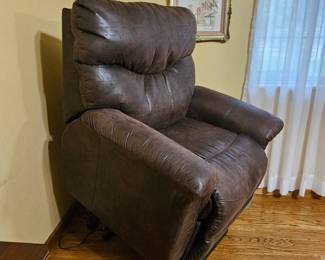 La-Z-Boy Leather Power Lift Recliner