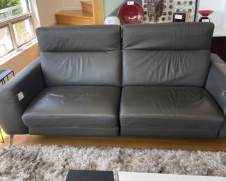 Upright with head rests up