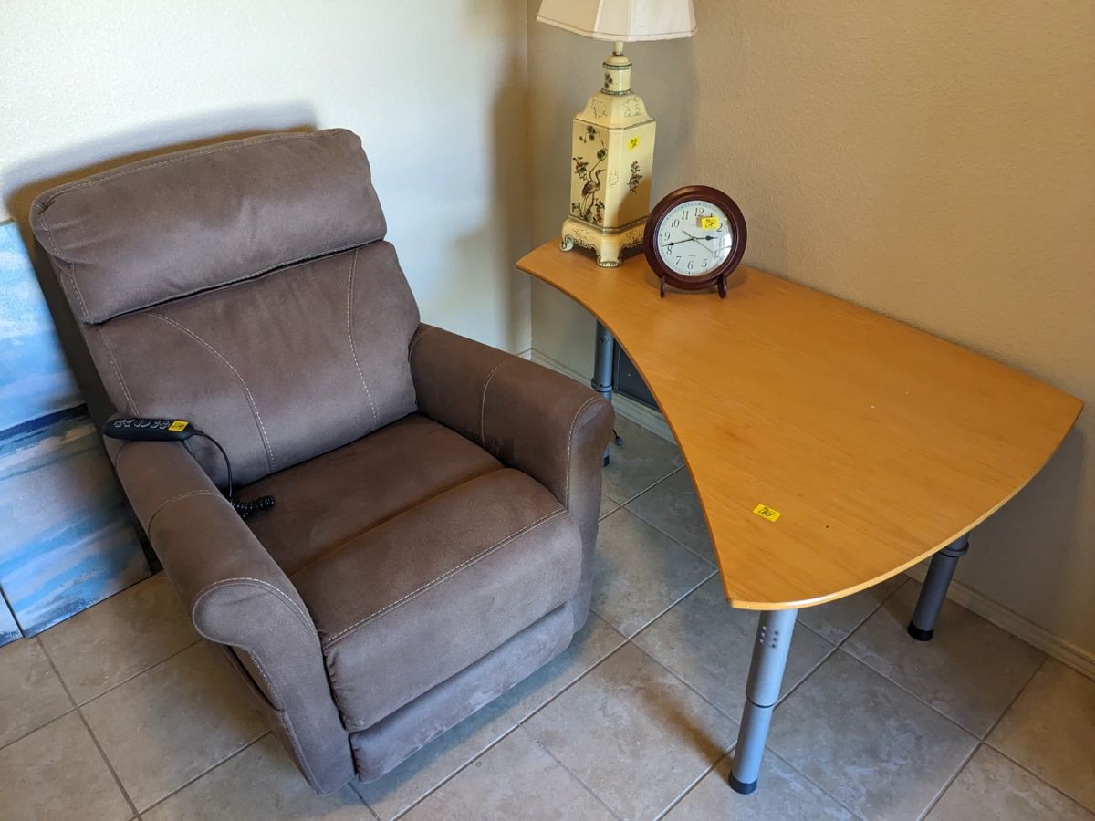 Hasty Estate Sale in Lubbock, TX starts on 5/18/2024