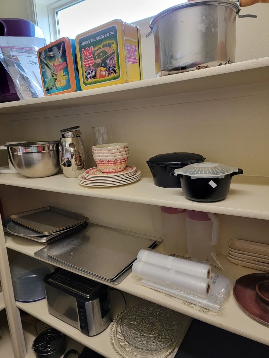 Memory Lane Estate Sale Raymore, MO (Creekmoor) starts on 5/17/2024