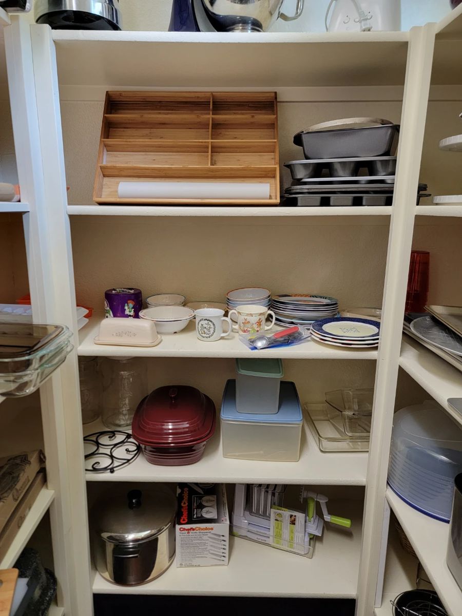 Memory Lane Estate Sale Raymore, MO (Creekmoor) starts on 5/17/2024