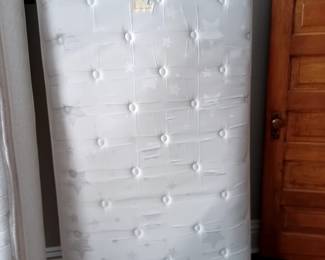 Pottery Bar Twin Mattress