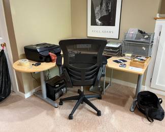 OFFICE DESK & CHAIR