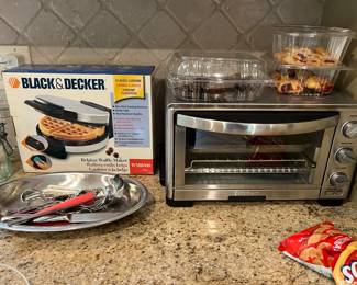 TOASTER OVEN WAFFLE MAKER