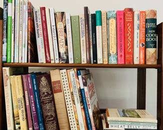 Close-up  Misc. Books