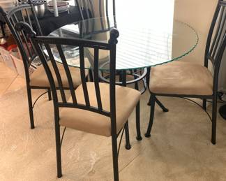 Kitchen Table w/ 4 Chairs