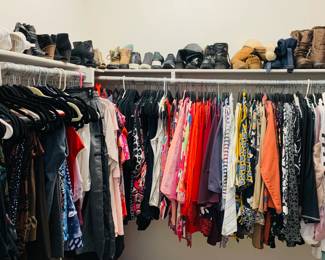 Women's Clothing - Size L-2X