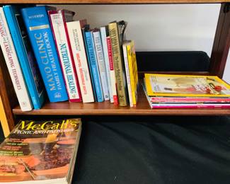 Close-up  Misc. Books