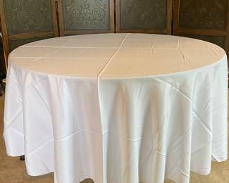 Variety of table covers, round, square, different sizes, and different colors available.