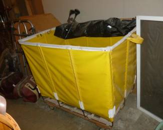 Commercial Laundry Cart