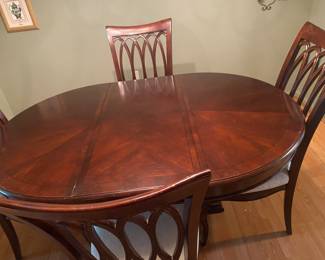 American drew dining set