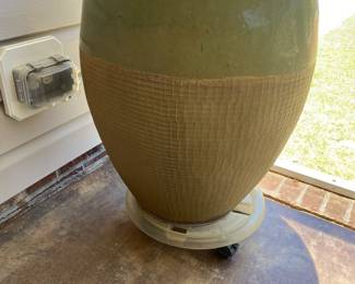 (2) Large pot