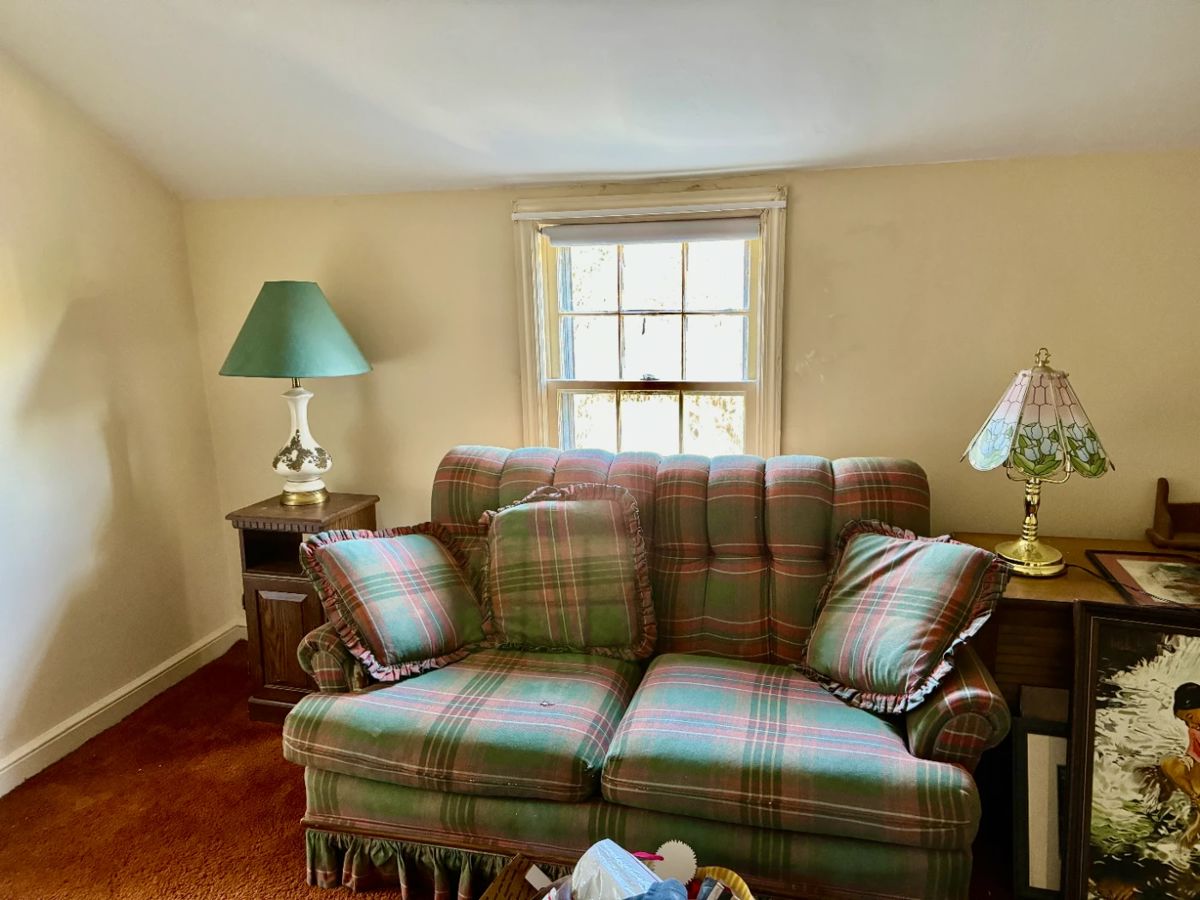 BUCKINGHAM ESTATE SALE Fairfield, CT starts on 5/16/2024