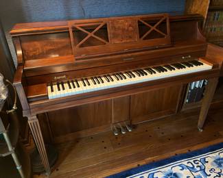 Baldwin piano