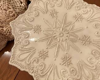 christmas cake plate