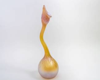 L. C. Tiffany Favrile Glass Vase. BidLIVE https://bid.houseofcraven.com/