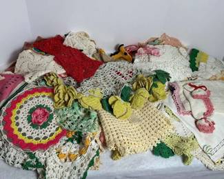 Vintage Doilies Other Handmade Items
