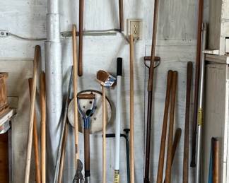 Miscellaneous Lawn Garden Tools