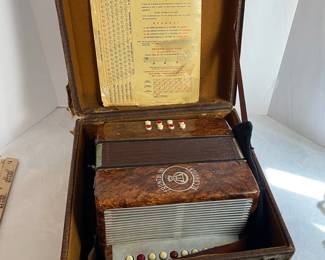 Frontalini Accordion