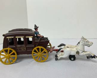 Wells Fargo Cast Iron Stagecoach with Horses 