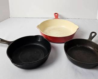 2 Griswold, 1 Unmarked