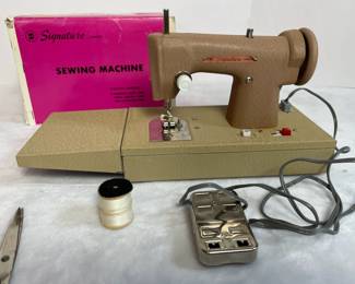 Signature Junior Sewing Machine 