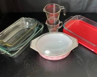 002 Pyrex Kitchenware