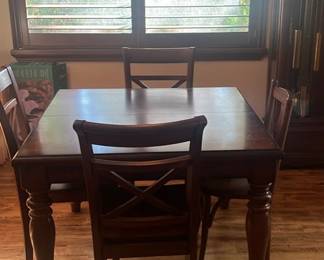 Wood Dining Table And 6 Chairs 