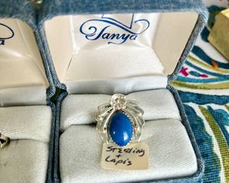 VTG STERLING 925 SILVER & Blue Lapis Ring 