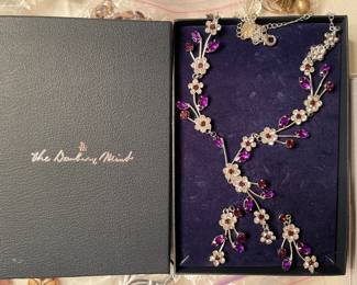 Danbury Mint jeweled necklace & earring set