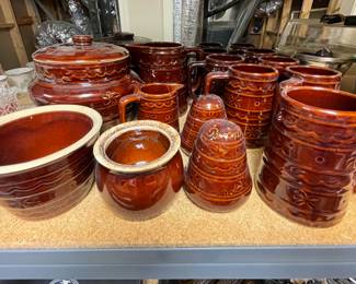 Marcrest Daisy & Dot stoneware