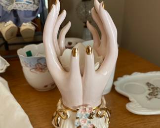 Rueben's hand vase