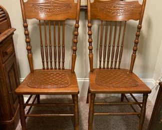 oak pressed back chairs w/leather seats