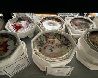 Franklin Mint Heirloom Teddy Bear plates