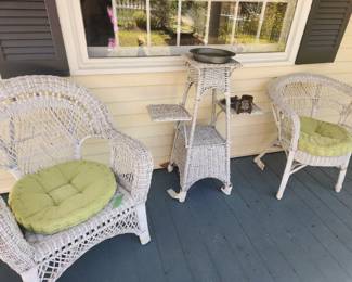 White Wicker Set
