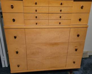 Kent Coffey chest of drawers 