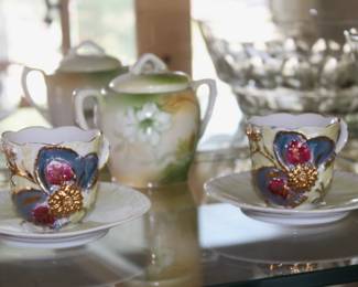 Floral Teacup and Saucer's
