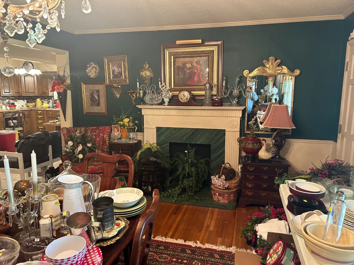 Estate Sale with Antiques in Newbern, TN starts on 5/24/2024
