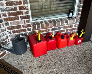 Gas cans