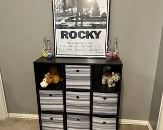 Cube unit with Baskets, Stuffed animals, Decor