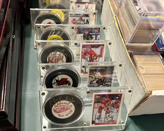 Autographed Hockey Pucks 