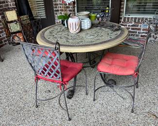 Patio Table with 4 Chairs