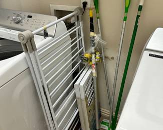 Clothes Dryer Rack, Cleaning items
