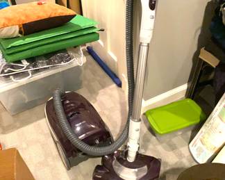 Hoover canister vacuum