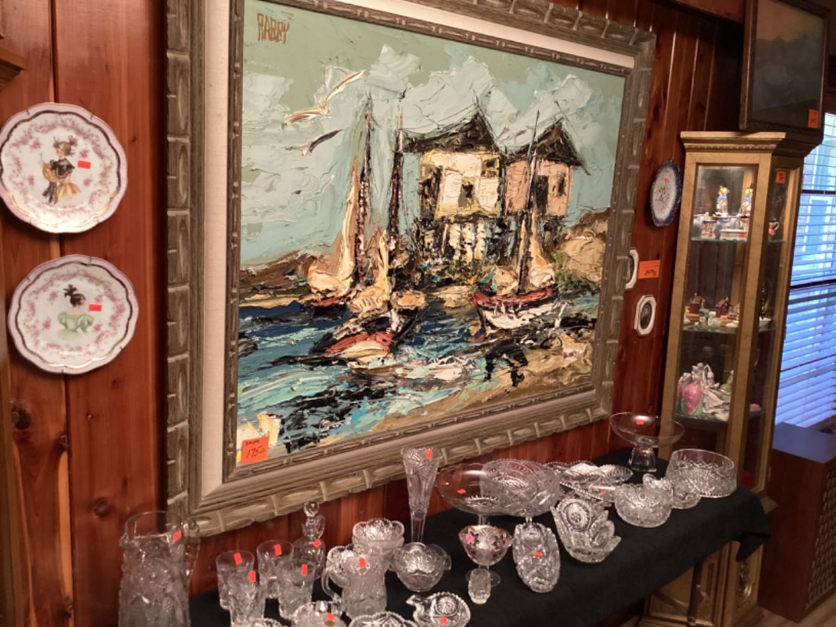 Cedar Hill Estate Sale Great Really Full House starts on 5/17/2024