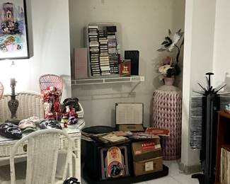 Vintage 8-Tracks, Cassette Tapes, CDs, Vinyl