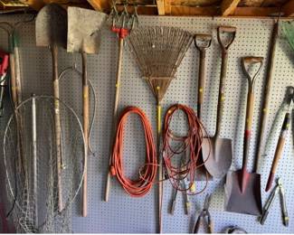 Many more tools and garden items. 